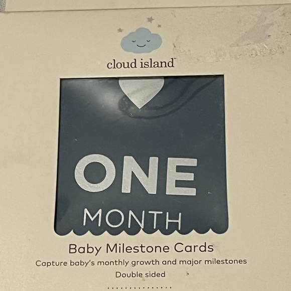 Cloud Island Baby Milestone Cards - Picture 1 of 6